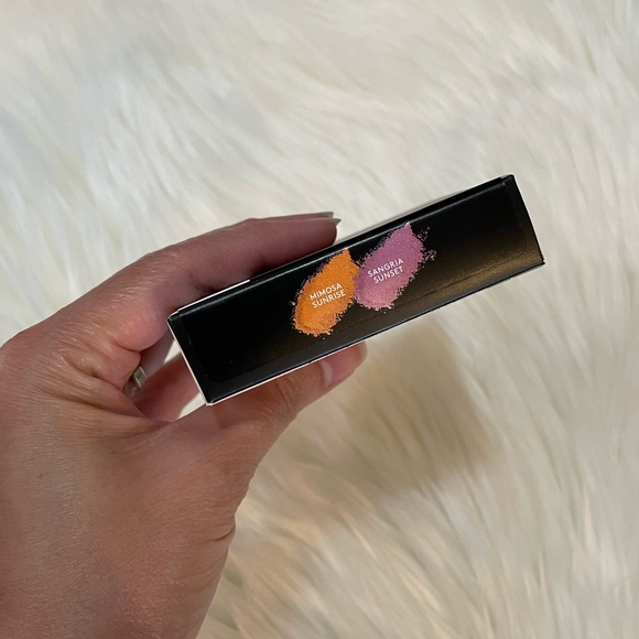 Fenty Beauty Freestyle Highlighter Duo Color : Mimosa Sunrise/Sangria Sunset - Picture 5 of 6